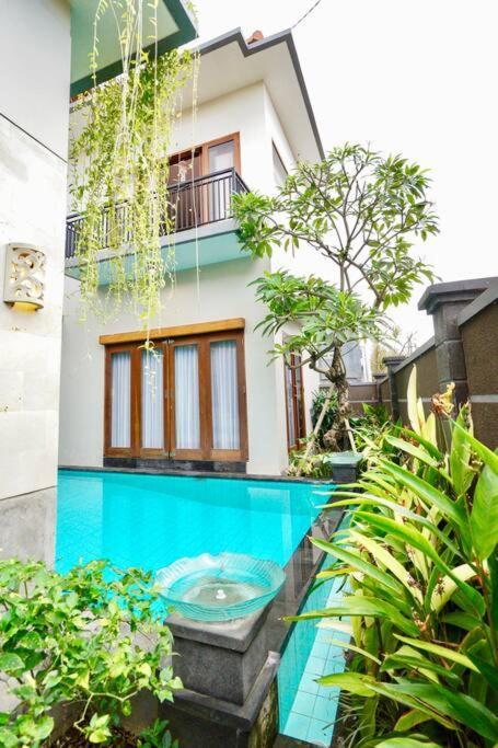 Cleopatra Bali * Sanur (Bali)