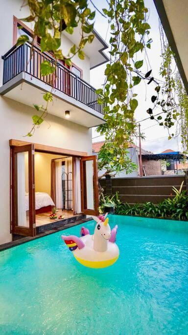 Cleopatra Bali Villa